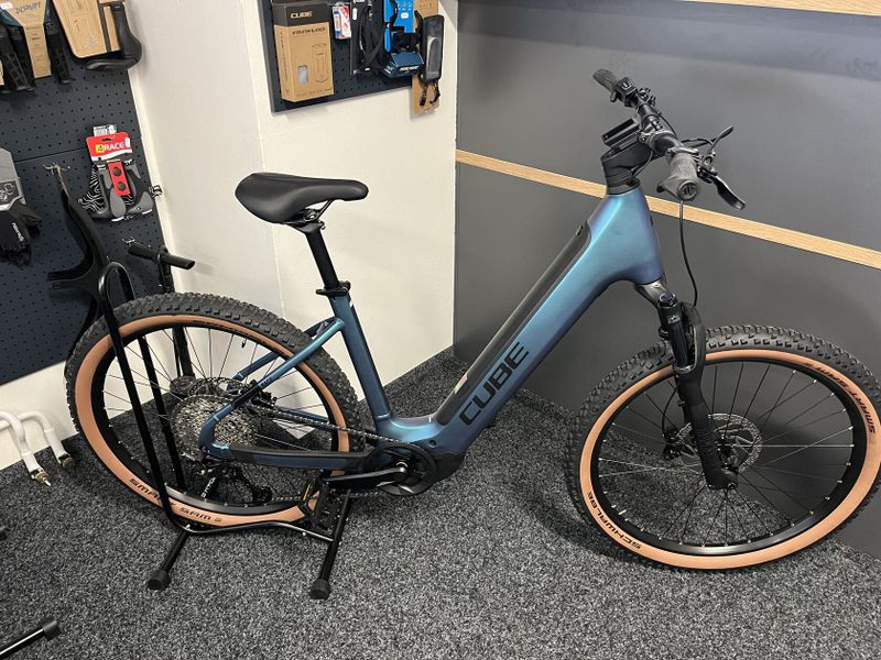 Cube Reaction Hybrid RACE 750 2024 NOVÉ EASY ENTRY