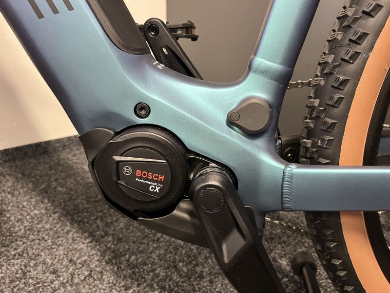 Cube Reaction Hybrid RACE 750 2024 NOVÉ EASY ENTRY