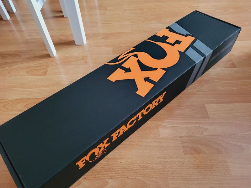 Nový Fox 38 Factory Grip2 VVC Upgrade Kit 29"/27,5"