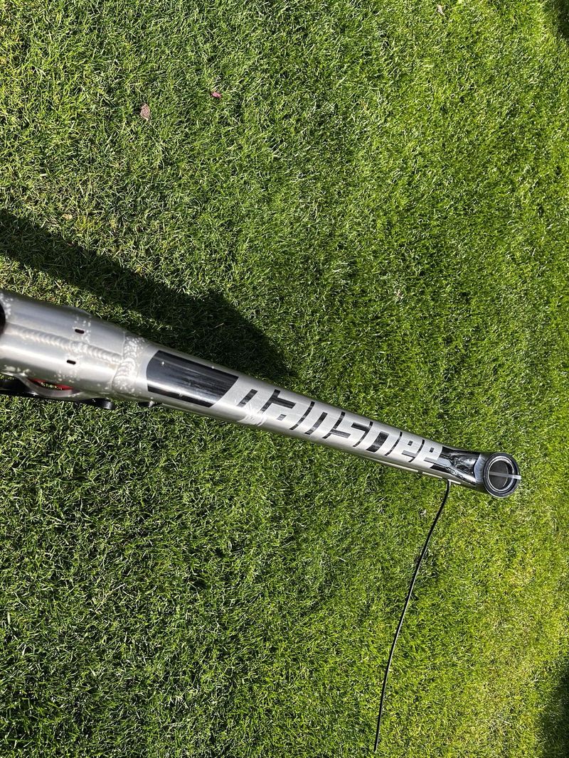 Rám BANHSEE TITAN M 2022