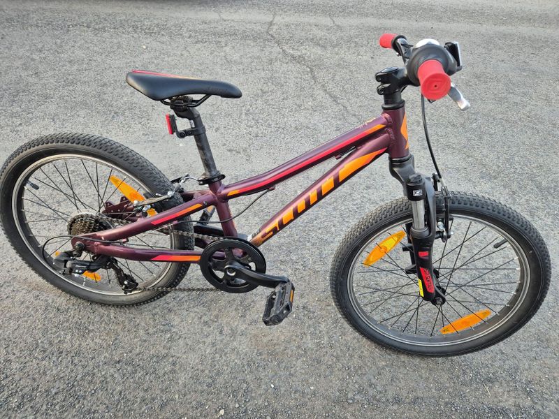Dětské kolo Scott 20" dívčí