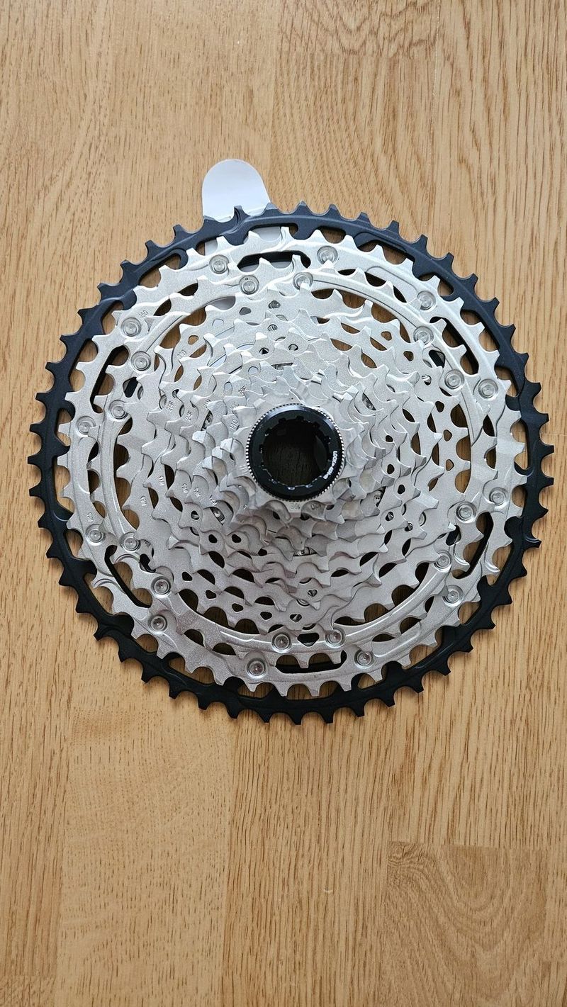 Shimano SLX CS-M7100 12sp. kazeta 10-51z.