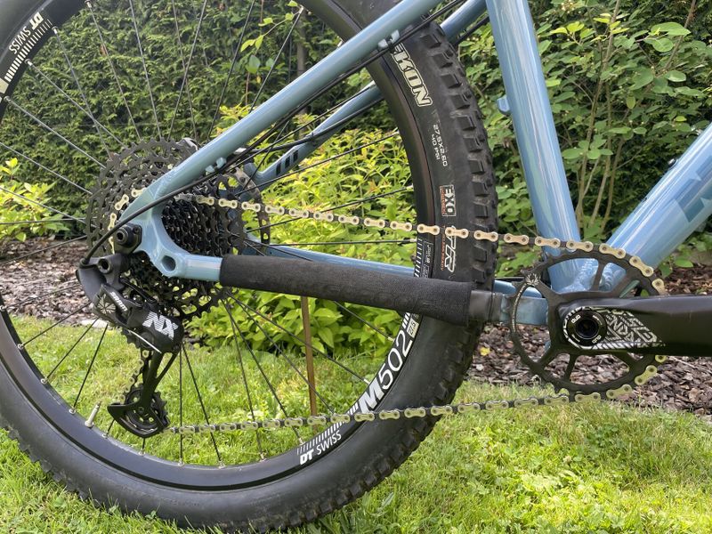 Nukeproof Scout 275