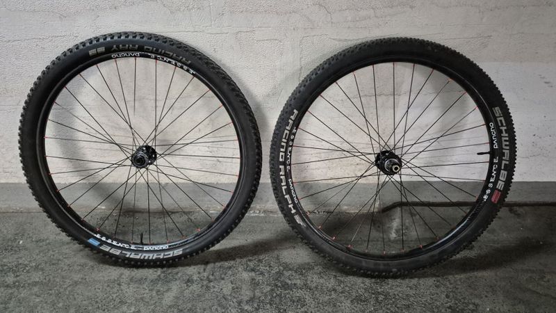Zapletená kola PANCHOWHEELS Essence 29 