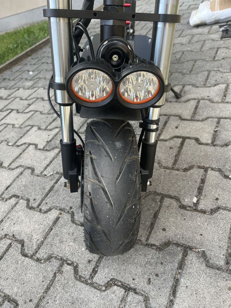 Elektrická koloběžka 6000W