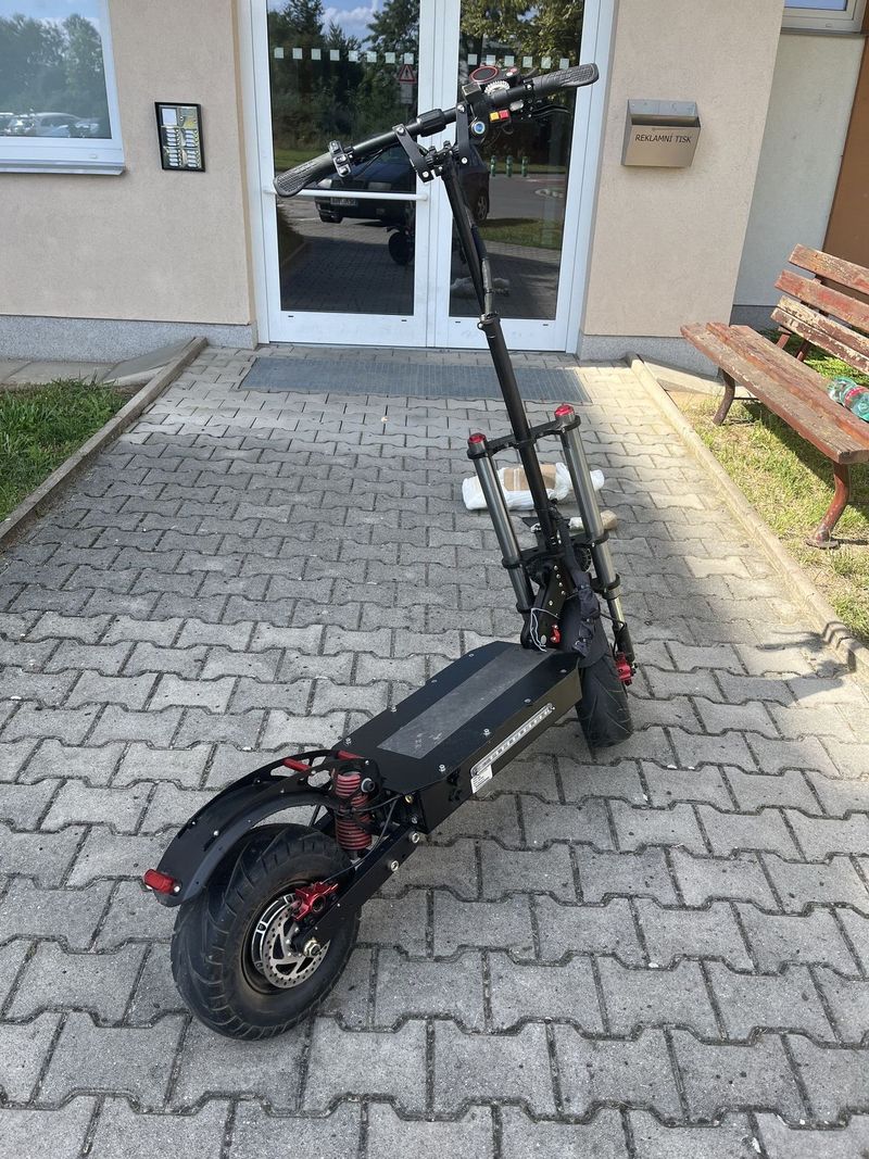 Elektrická koloběžka 6000W