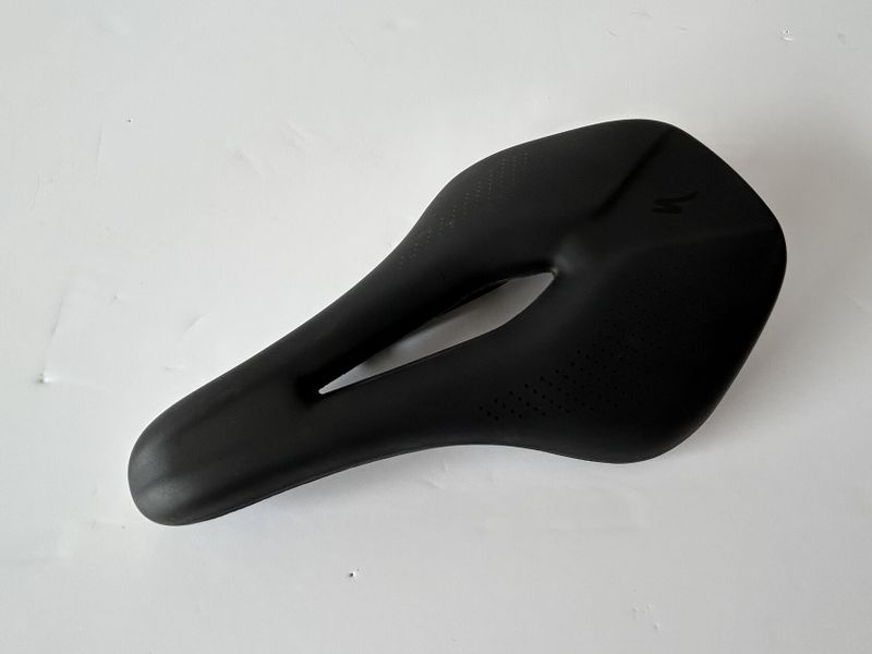 Nové sedlo Specialized Body Geometry POWER sport 143 mm 