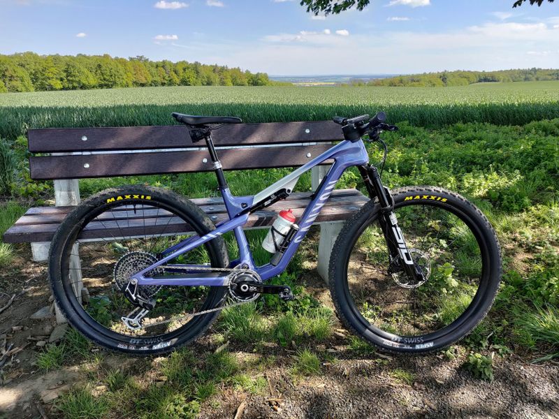 Canyon Lux Trail CFR Ltd