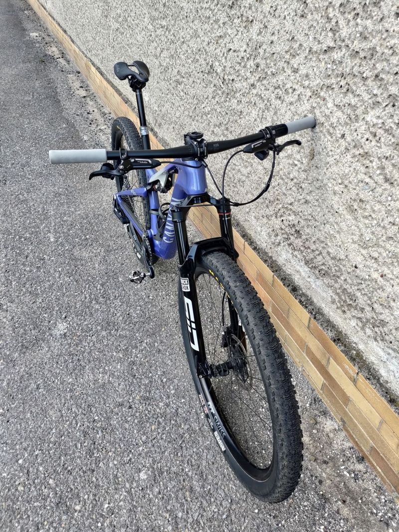 Canyon Lux Trail CFR Ltd