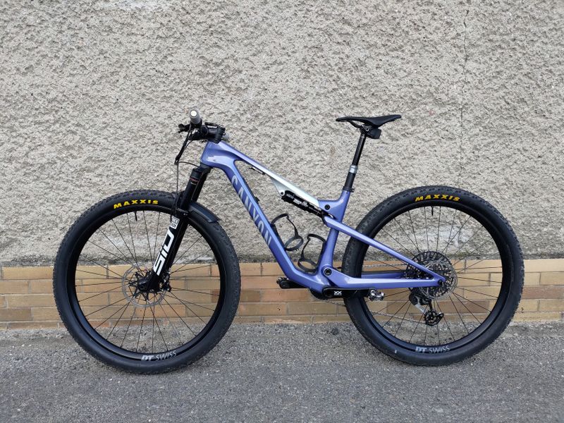 Canyon Lux Trail CFR Ltd