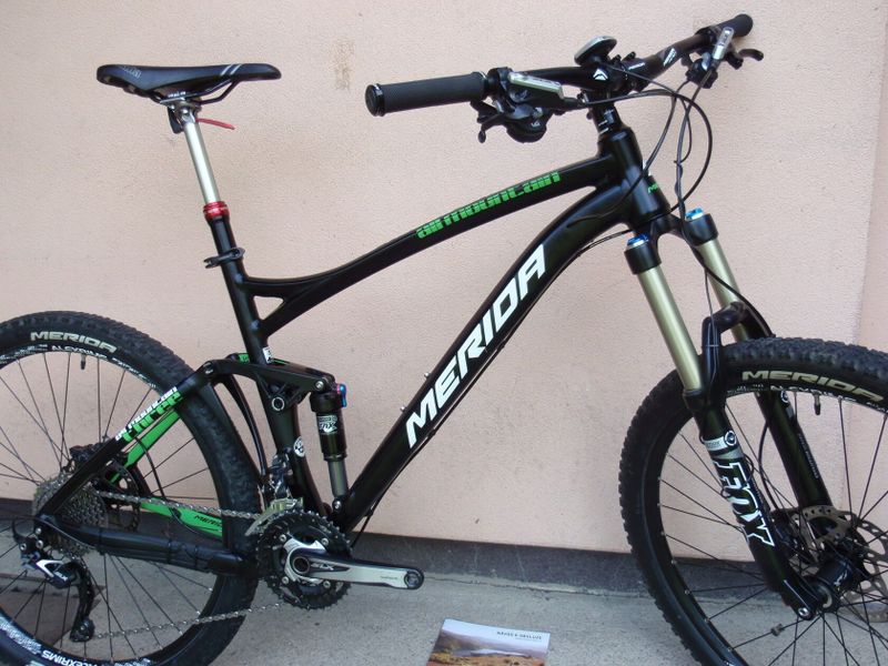 Zánovní enduro Merida One-Forty 3-B - výjimečný exkluzivní stav!