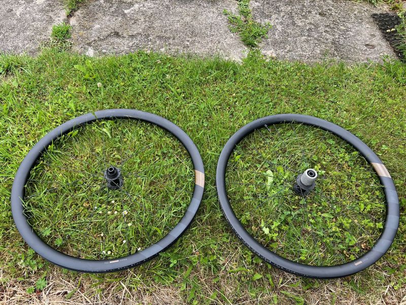 FSA, Sram, HJC, PRO, Ergon, Bontrager, Ritchey, SR Suntour, Giant, Prime, DT Swiss, Prototype, Lake