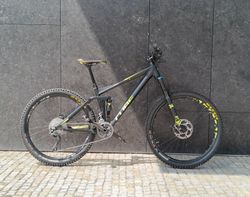 Cube Stereo 140 HPA 27,5" Race M