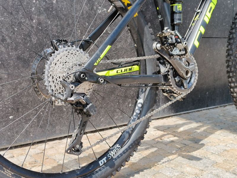 Cube Stereo 140 HPA 27,5" Race M