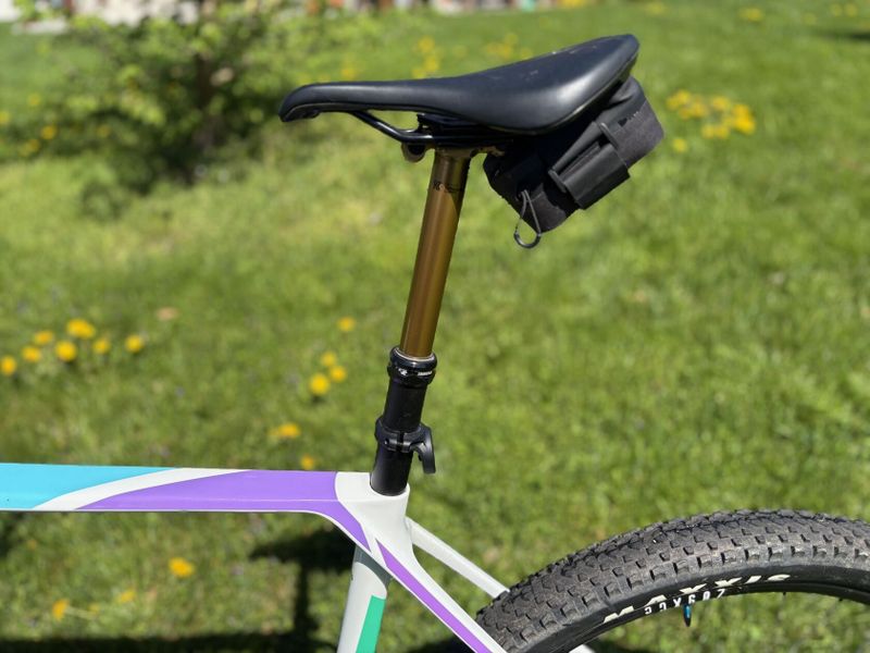 Canyon Exceed CF 7 vel. XL + teleskopka FOX 