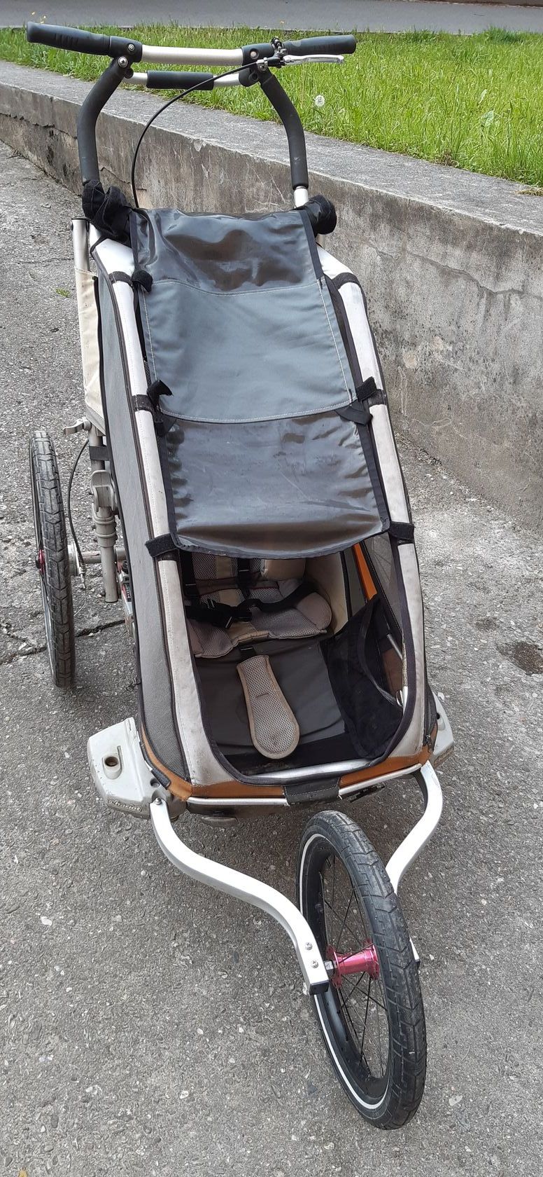 CHARIOT CX 1 - odpružený dětský vozík za kolo