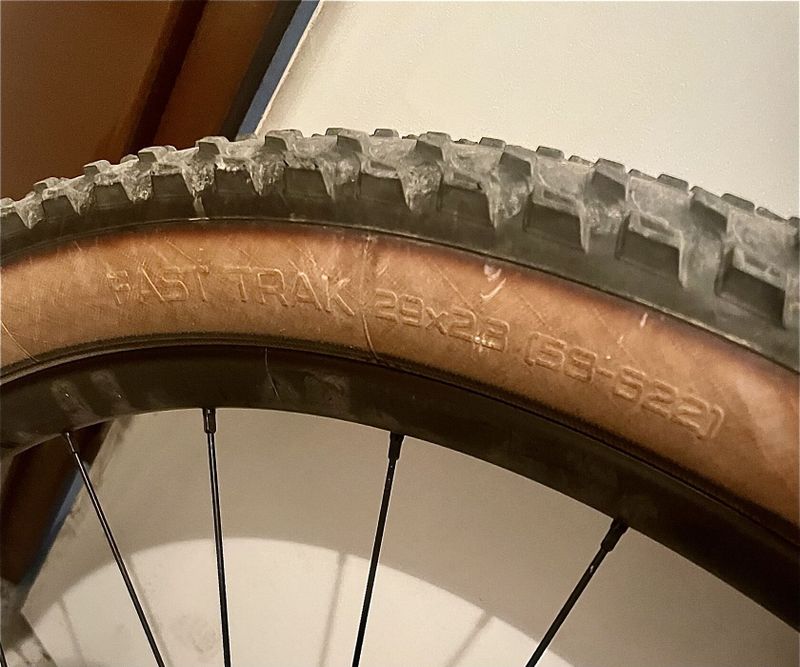 Specialized Rockhopper 2018 vel.M - 29”