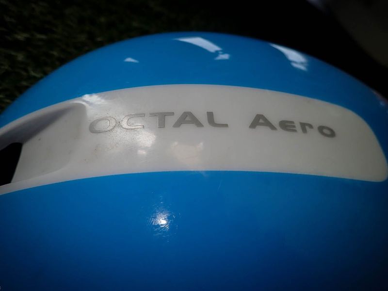 Cyklistická přilba POC Octal Aero