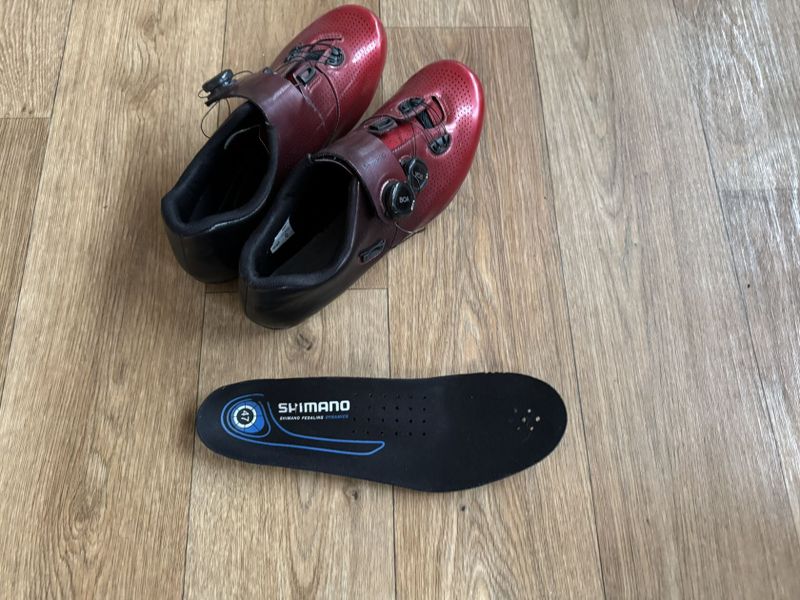 Silniční tretry SHIMANO SH-RC7
