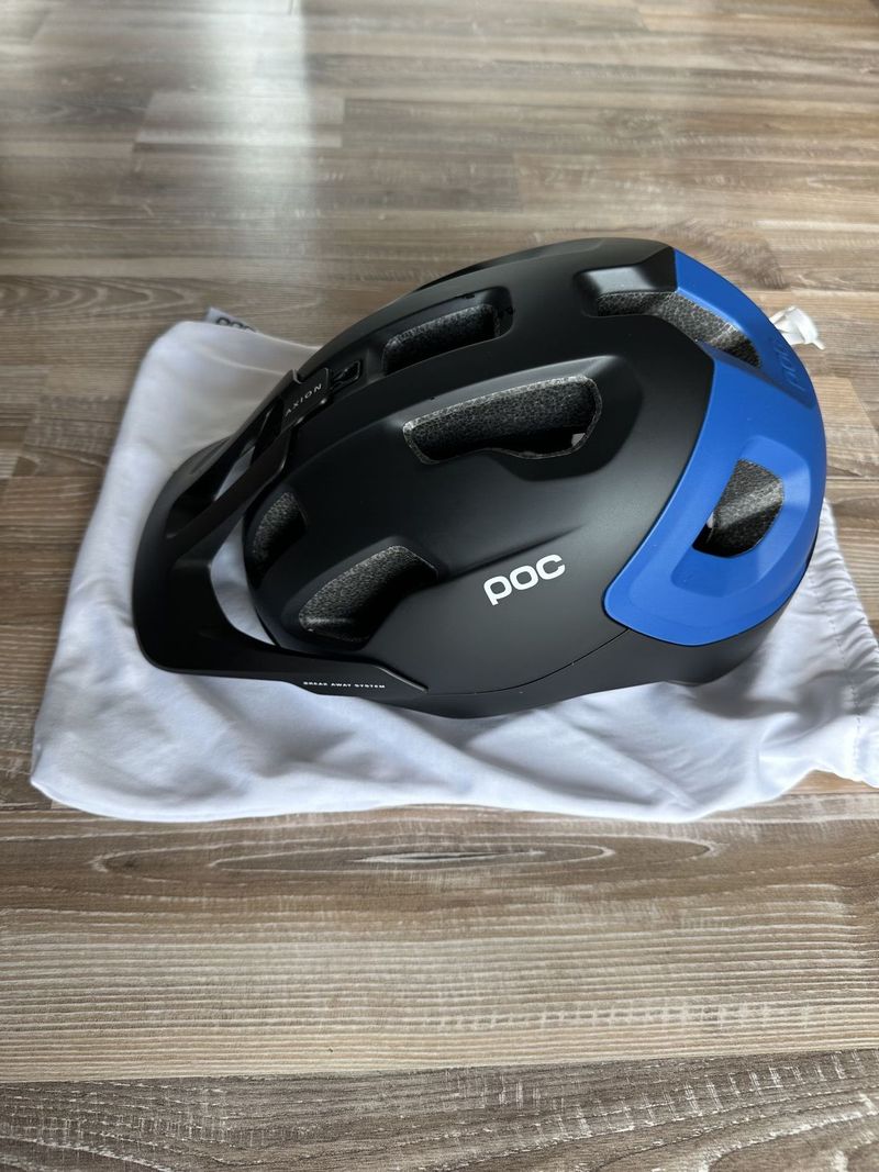 Poc axion