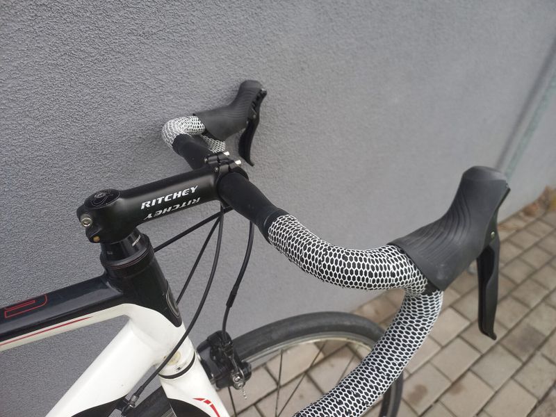 Silniční kolo Merida Alu, 2 x 10 sp., připraveno na sezonu