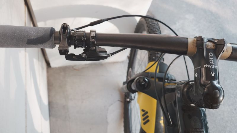 Lapierre ProRace SAT 929 Ultimate Bike, 9,4kg (s pevnou sedlovkou a inými riaditkami len 42000 Kč)