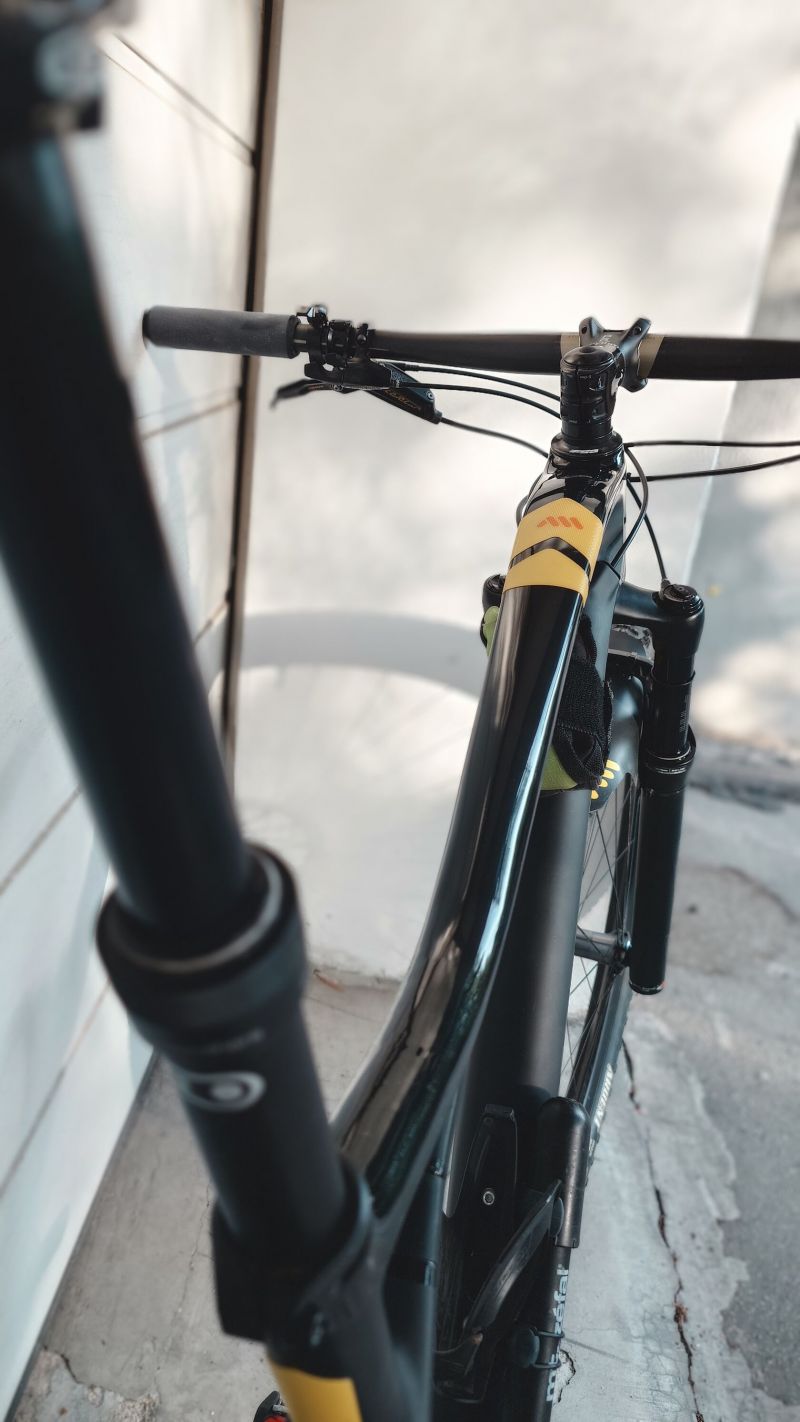 Lapierre ProRace SAT 929 Ultimate Bike, 9,4kg (s pevnou sedlovkou a inými riaditkami len 42000 Kč)