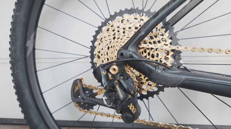 Lapierre ProRace SAT 929 Ultimate Bike, 9,4kg (s pevnou sedlovkou a inými riaditkami len 42000 Kč)