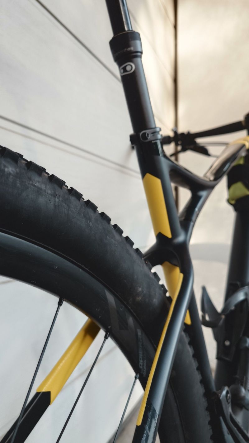 Lapierre ProRace SAT 929 Ultimate Bike, 9,4kg (s pevnou sedlovkou a inými riaditkami len 42000 Kč)