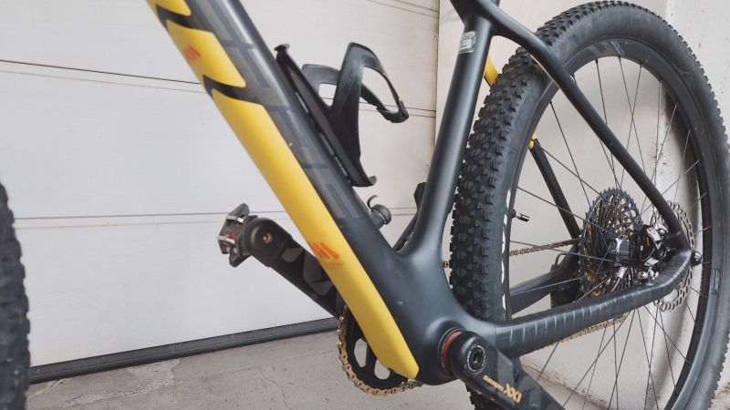Lapierre ProRace SAT 929 Ultimate Bike, 9,4kg (s pevnou sedlovkou a inými riaditkami len 42000 Kč)
