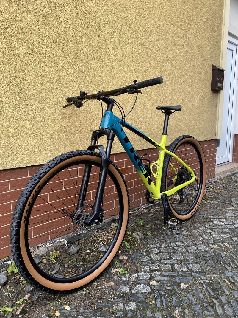Trek X-Caliber 9 Horské kolo
