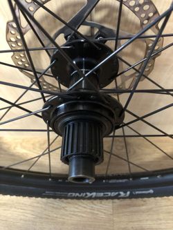 Komplet zapletená kola Mavic XC 425 