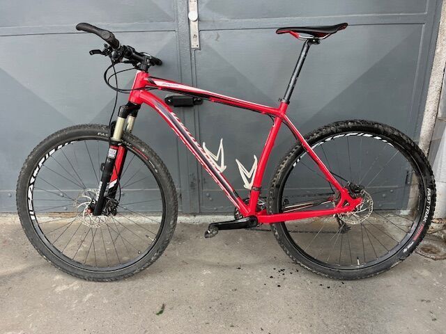 Specialized Stumjumper , velikost XL, kola 29'