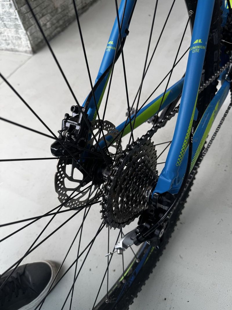 CUBE LTD RACE 29