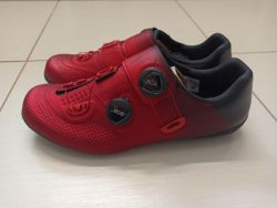 Silniční tretry Shimano SH-RC702