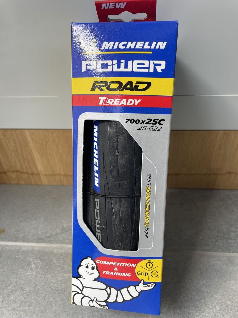Plášť Michelin Power Road 25mm