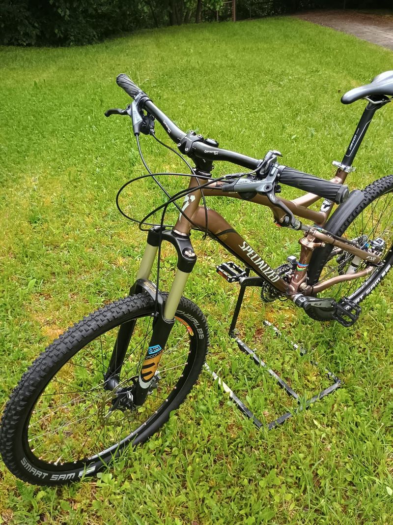 Specialized Epic celoodpružené 26''