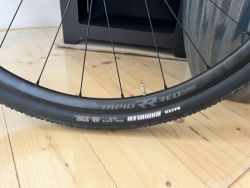 Nové gravel pláště 2x Maxxis Rambler 700x40 za 1200 Kč oba