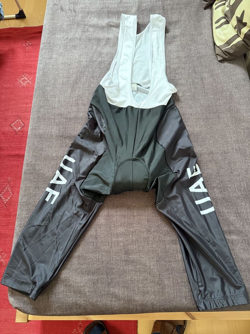 3/4 cyklistické kalhoty UAE
