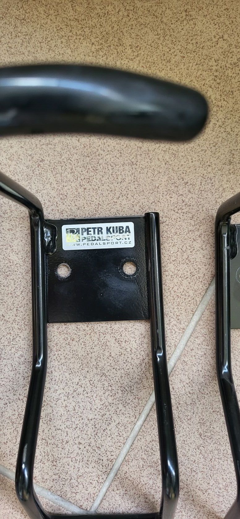 4x drzak kol. Cena za 4ks.