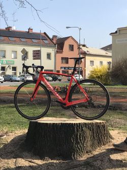 Silniční karbonové kolo Specialized Tarmac