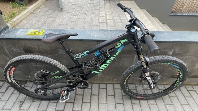 Canyon Torque DHX Playzone 2014 - velikost S - vhodné pro dítě