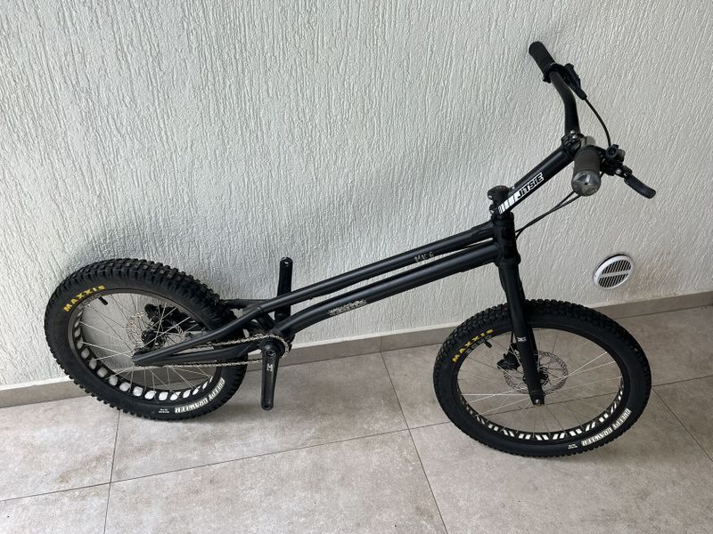 Trialové kolo ECHO MK6