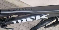 Trek E-caliber vel.L zánovní v záruce