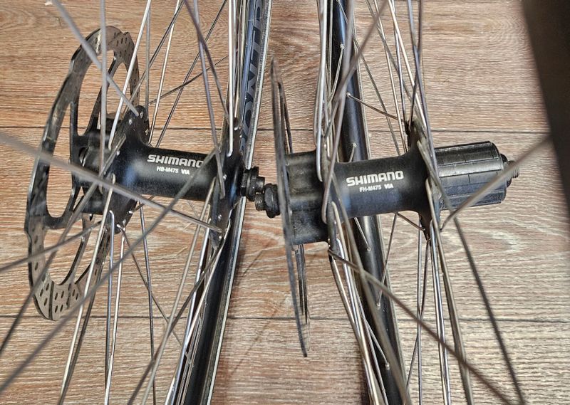 Zapletená kola Bontrager
