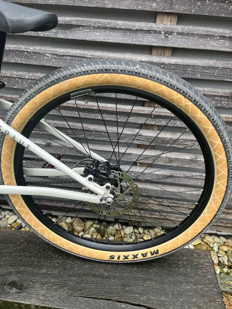 Commencal Absolut 26 L