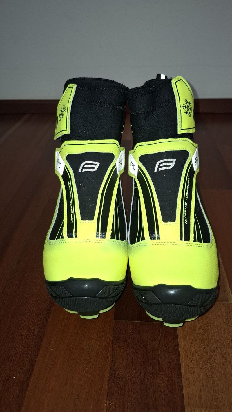 Zimní Tretry Force Ice MTB Fluo 44 (28cm)