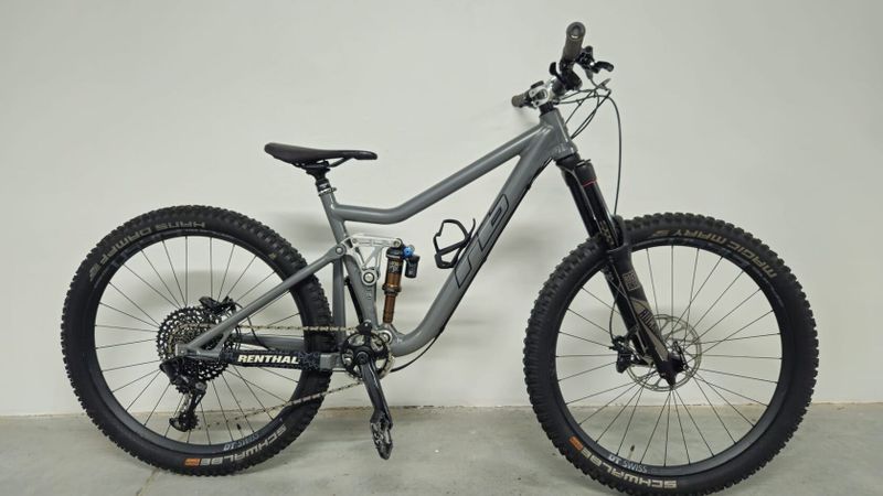 RB Bandit 675, FOX, Sram GX, DT Swiss, TOP!