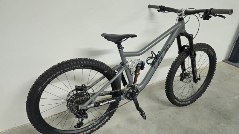 RB Bandit 675, FOX, Sram GX, DT Swiss, TOP!