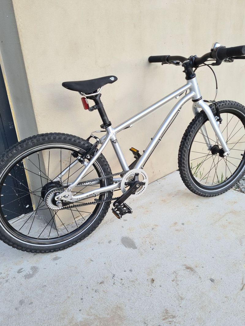 Dětské kolo Early Rider Belter 20
